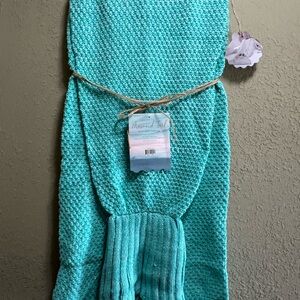 Turquoise Knitted Mermaid Tail Blanket
